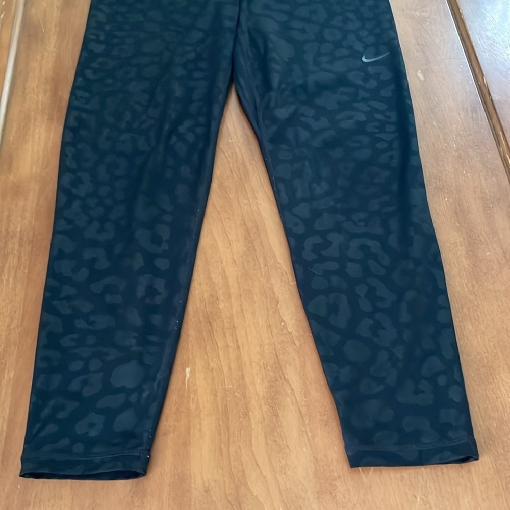 Nike Pro Base Layer Size Large - Picture 3 of 11